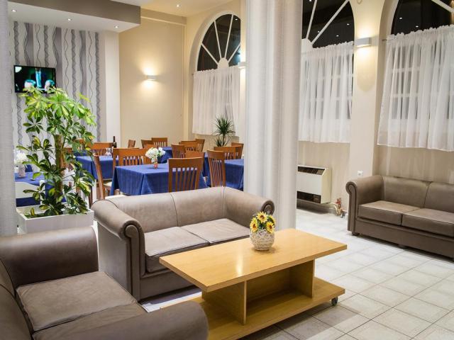 Zante Plaza Club