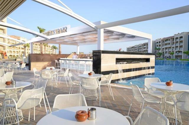  Pickalbatros Albatros White Beach 