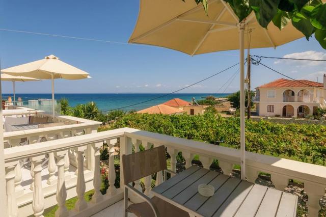 Belussi Beach Hotel