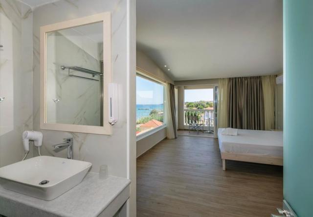 Belussi Beach Hotel
