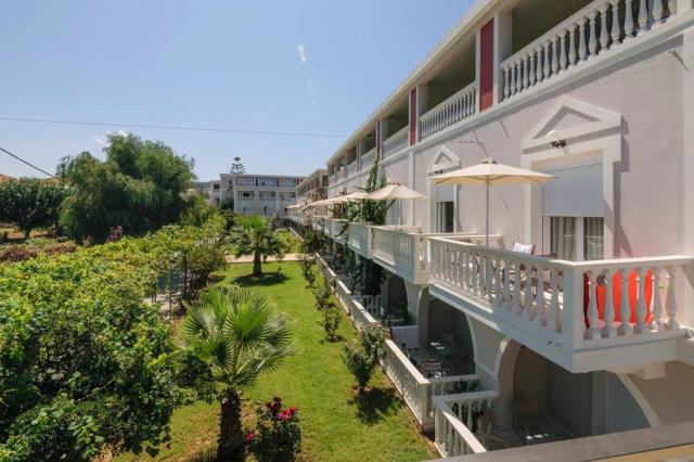 Belussi Beach Hotel