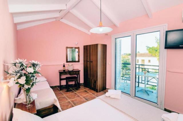 Aura Hotel