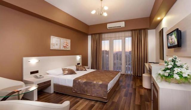 Club Paradiso Resort Hotel
