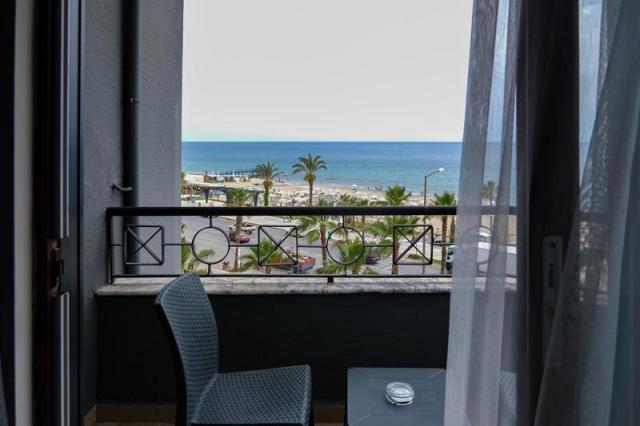 Kaila Krizantem Hotel