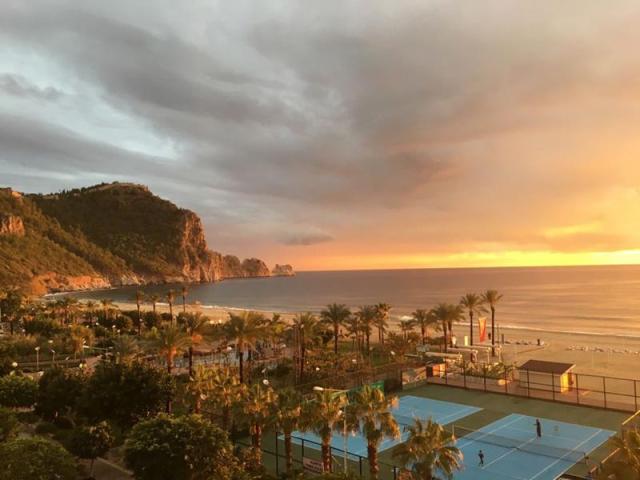 Riviera Hotel & Spa