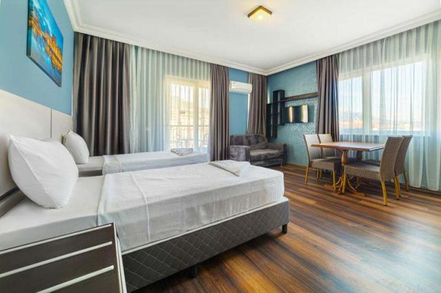 Royalisa City Apart Hotel