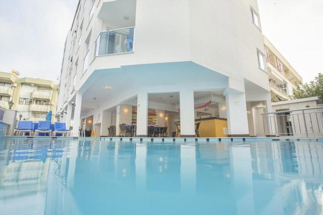 Kleopatra Golden Beach