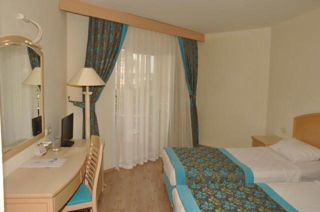 Aska Just In Beach Hotel