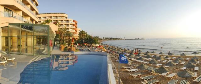 Aska Just In Beach Hotel