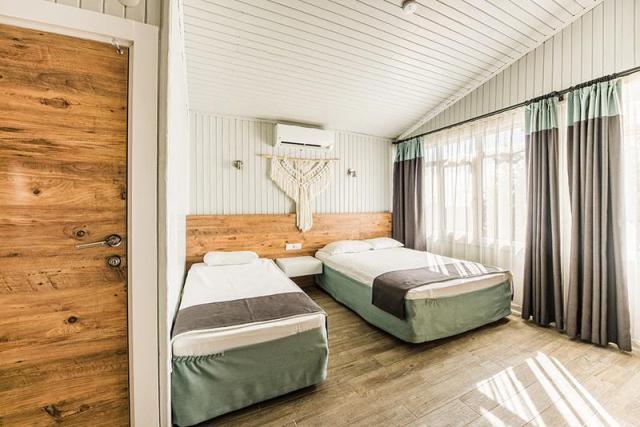 Leda Beach Hotel