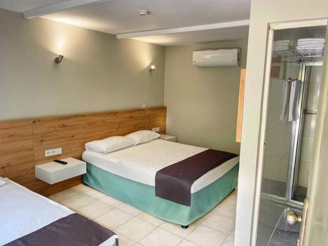 Leda Beach Hotel