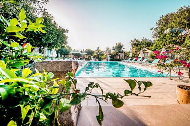 Leda Beach Hotel