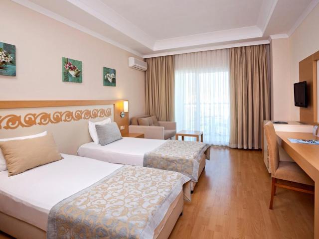 Titan Select Hotel