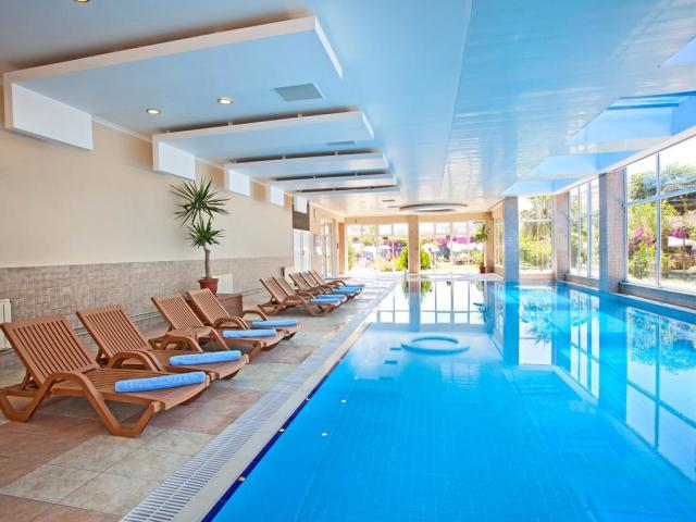 Titan Select Hotel