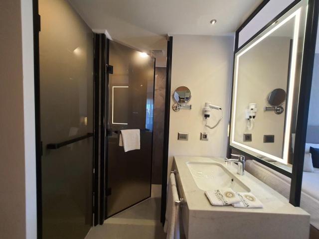 Sunthalia Hotels & Resort