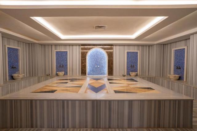 Master Family Club Hotel