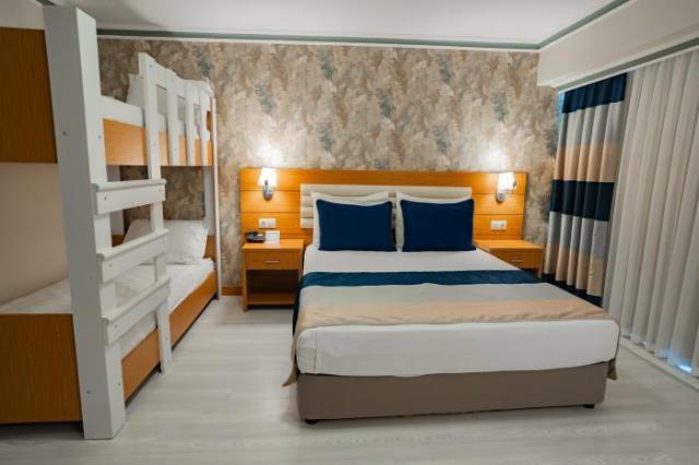 Master Family Club Hotel