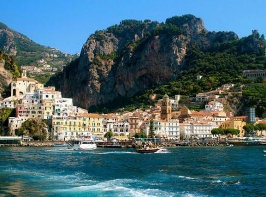 Nápoly, Capri, Pompeji és az Amalfi-part – csoportos utazás a május 1-i hosszú hétvégén 2026.05.01-05.