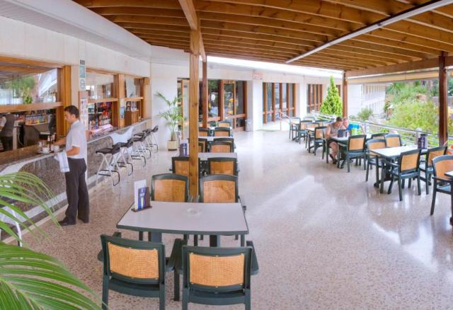 Hotel GHT Oasis Park & Spa