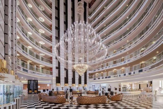 Delphin Imperial