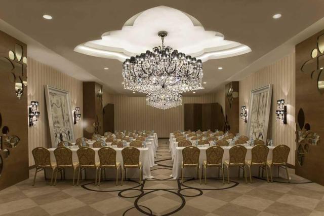 Delphin Imperial