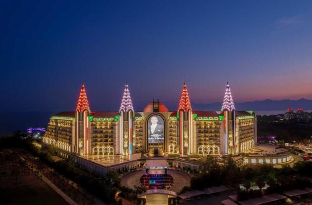 Delphin Imperial