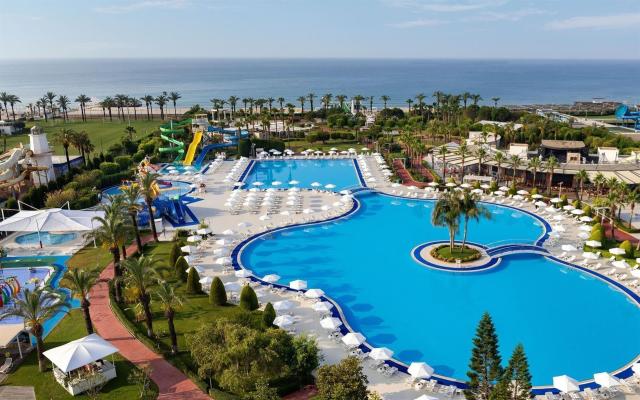 Miracle Resort
