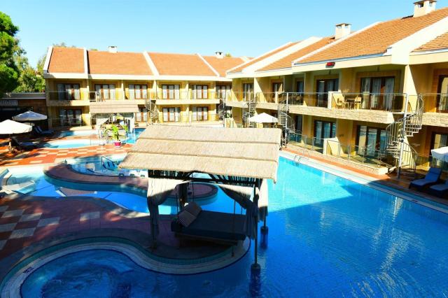 Club Hotel Turan Prince World