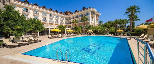 L'Oceanica Beach Resort Hotel