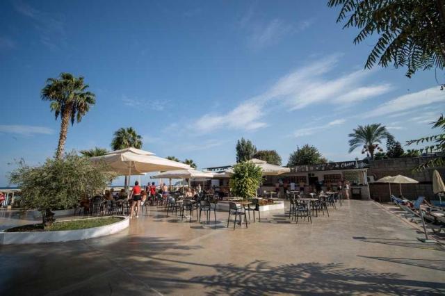 Armas Gül Beach
