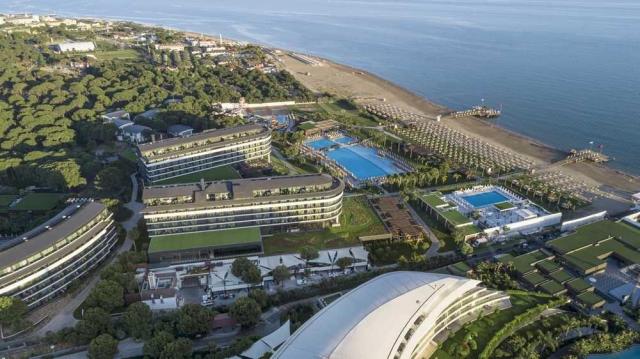Voyage Belek Golf & Spa