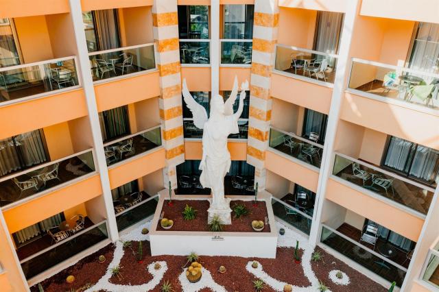 Tac Premiere Hotel & Spa