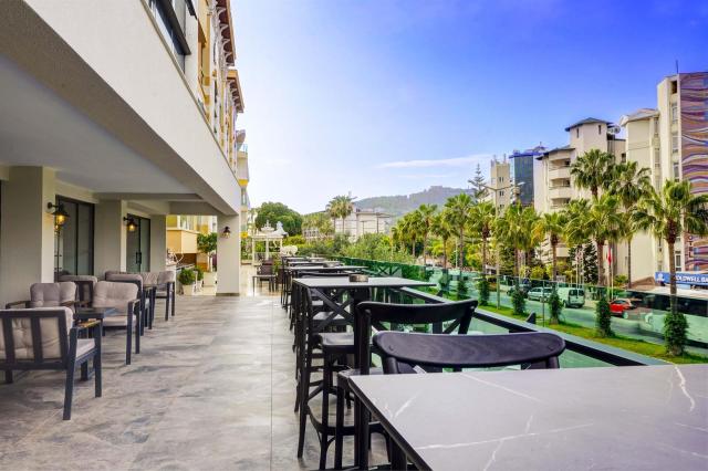 Tac Premiere Hotel & Spa