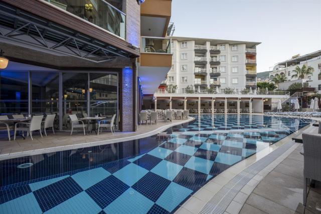 Tac Premiere Hotel & Spa