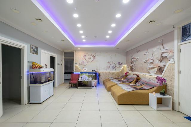 Ananas Hotel