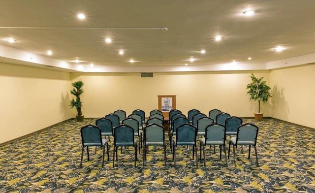 Holiday Park Resort Hotel