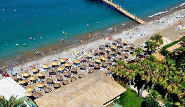 Holiday Park Resort Hotel
