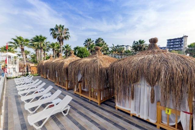 Holiday Park Resort Hotel