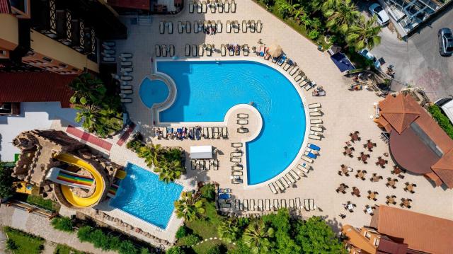 Villa Side Hotel