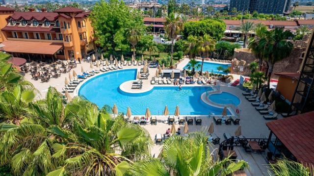 Villa Side Hotel