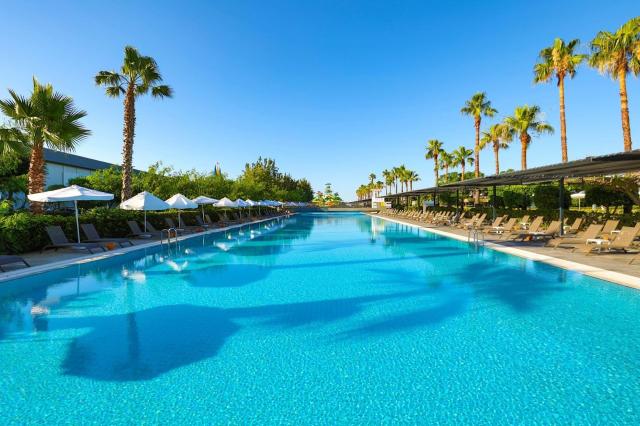 Amara Centro Resort 