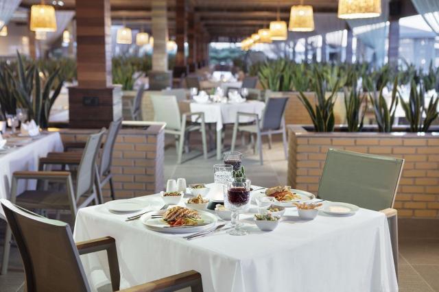 Kervansaray Lara Hotel