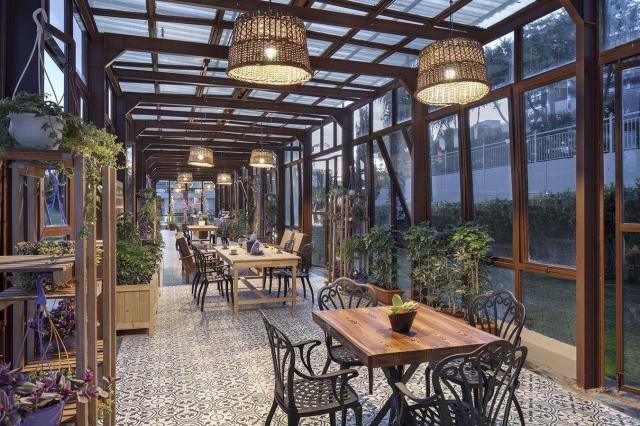 Kervansaray Lara Hotel