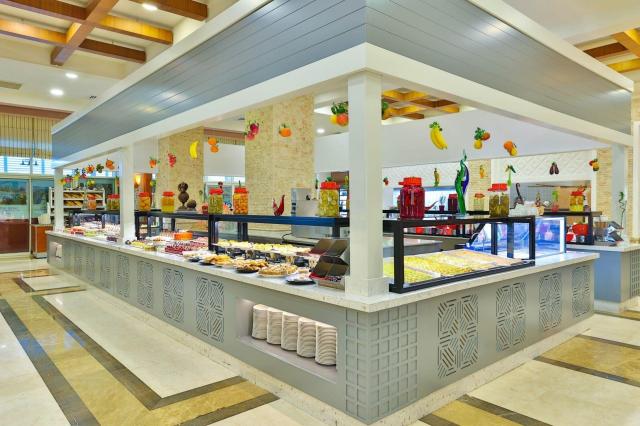 Crystal Hotels De Luxe Resort & Spa 