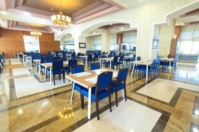 Crystal Hotels De Luxe Resort & Spa 
