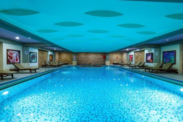 Crystal Hotels De Luxe Resort & Spa 