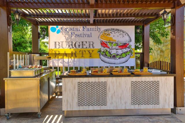 Crystal Hotels Family Resort & Spa 