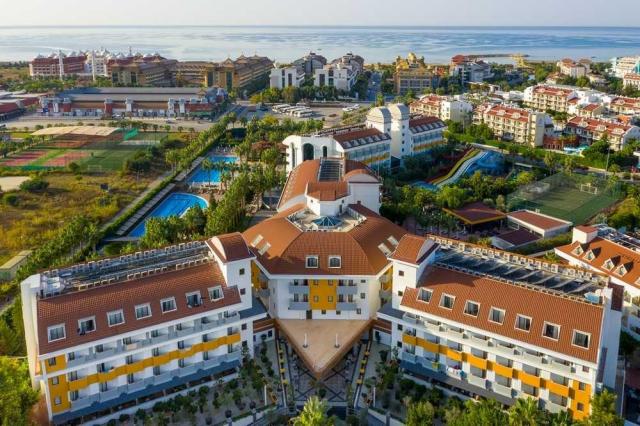 Hane Family Resort