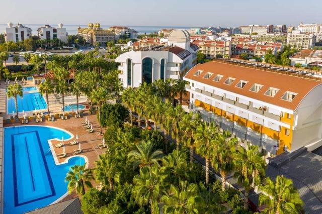 Hane Family Resort
