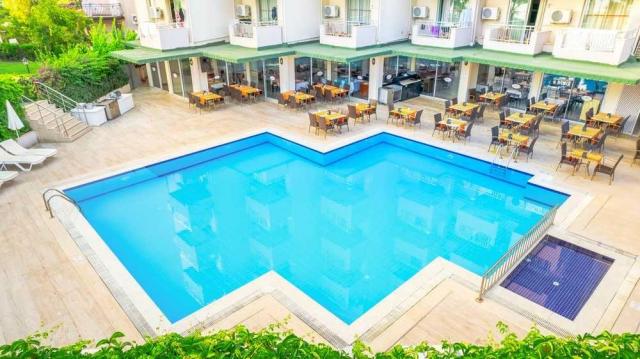 Viking Nona Beach Hotel